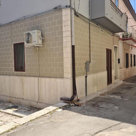 Le Stanze Di Ricci - Affittacamere Low Cost Lesina Exterior photo